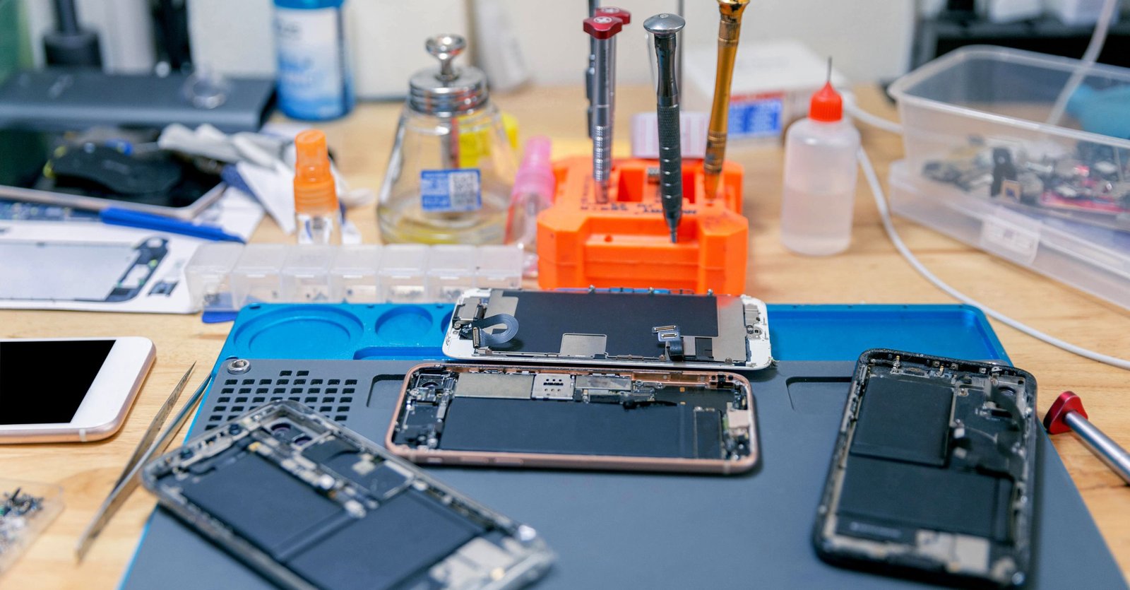 phone repair shop ampang